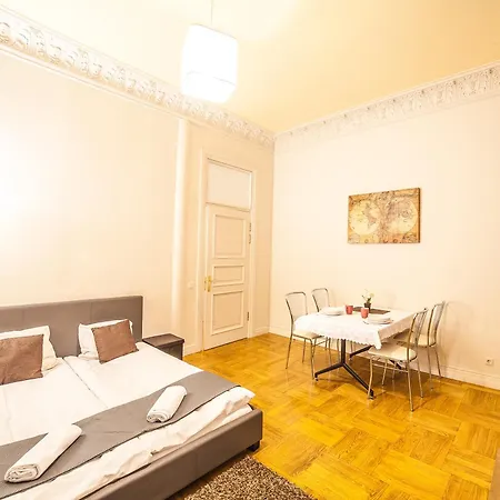 Dzirnavu Downtown In Center *