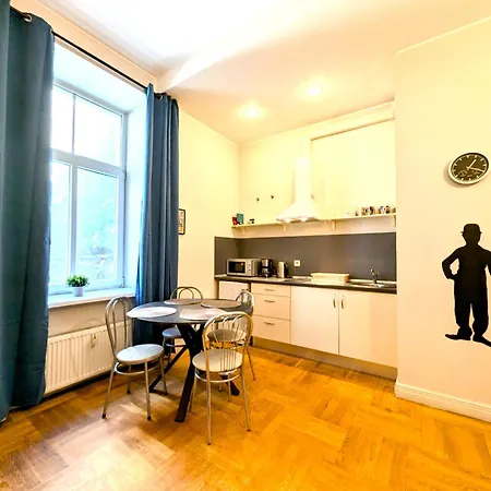Apartment Dzirnavu Downtown In Center Riga