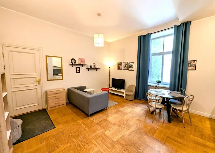 Dzirnavu Downtown In Center Dzīvoklis